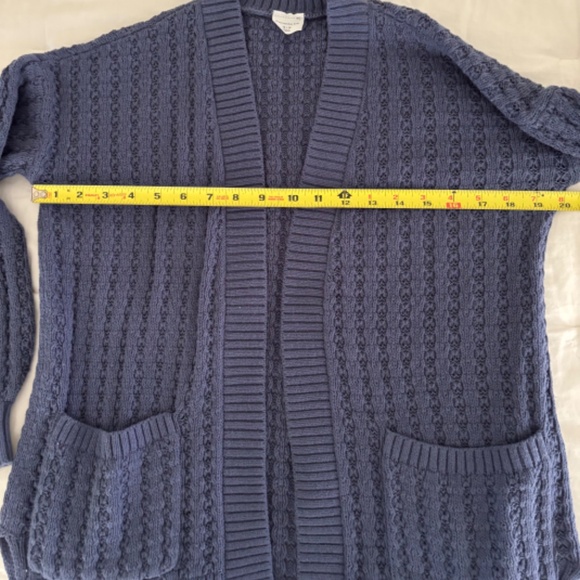 Abercrombie Kids Navy cardigan sweater size: 13/14 - Picture 4 of 5